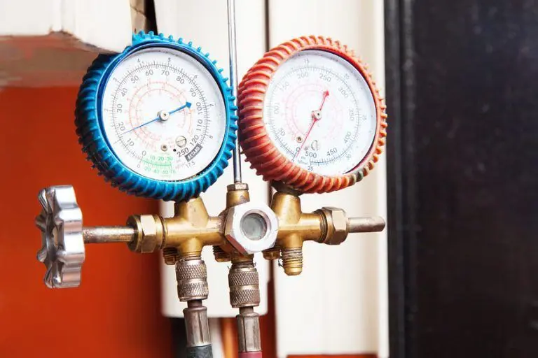 Low refrigerant levels. 